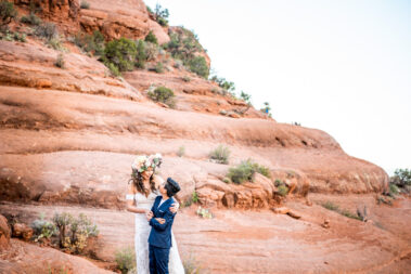 Sedona wedding photography at Bell Rock Vortex