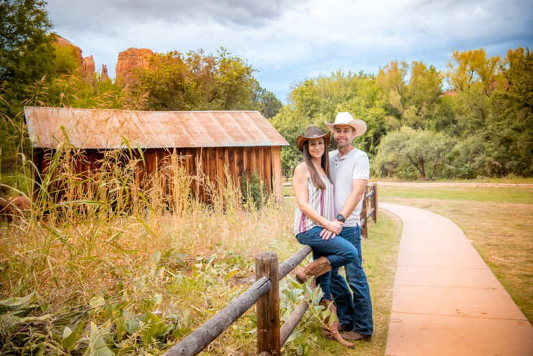 Sedona Arizona couples portrait photographer