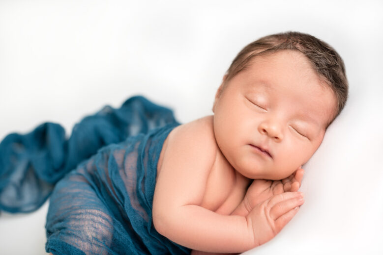 Photo: Sedona newborn photography Lisa Garrett Photography