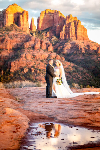 Sedona elopement wedding at Slick Rock Lisa Garrett Photography