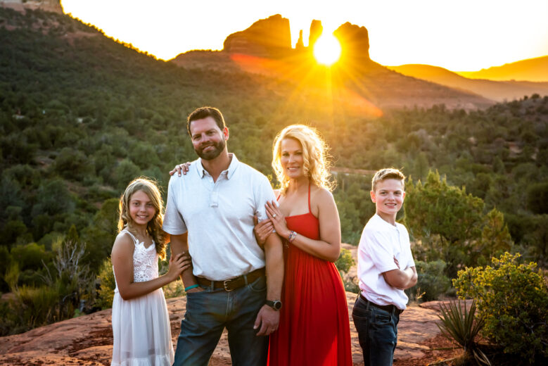 Photo: Sedona family photographer, Lisa Garrett Photography