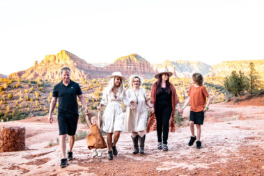 Photo: Sedona Arizona family photographer Lisa Garrett Photography